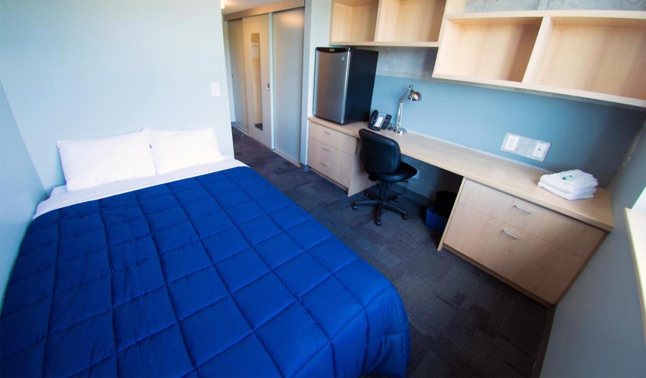 Lakehead University Residence And Conference Centre Orillia Eksteriør billede
